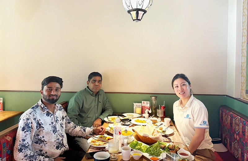 Welcome Indian customers to visit our factory